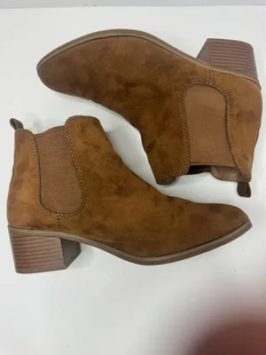 A New Day Brown Faux Suede Ankle Boots Womens Size 8.5 thumbnail 5