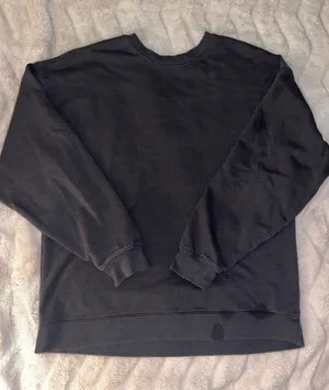 Garage Crewneck thumbnail 1
