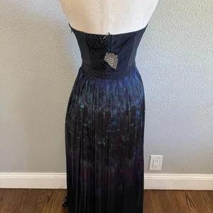 Silence + Noise Strapless Pleated Maxi Dress Size 8 NWT‎ thumbnail 5