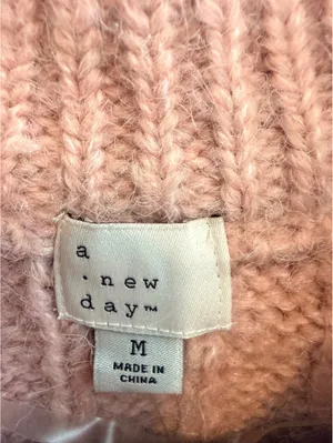 A New Day Pink Cable Knit Mock Neck Sweater Medium NWT Wool Blend thumbnail 4