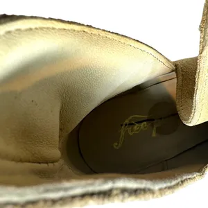 Free‎ People Charm Double V Ankle Boots Camel Suede Size Beige 37.5 US 7 thumbnail 11
