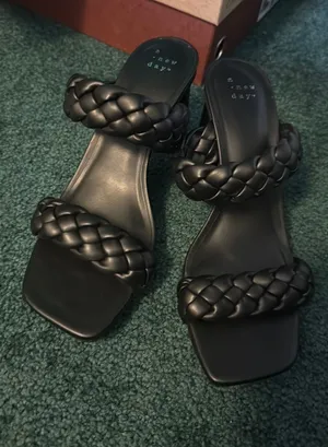 A New Day Heels thumbnail 1
