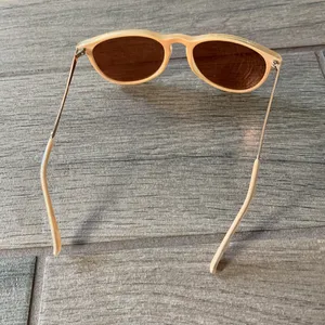 Sunglasses thumbnail 6