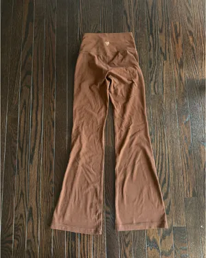 TNA Action Aritzia Leggings thumbnail 3