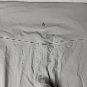 Lululemon Athletica Leggings - Women's Size 8, Great Condition thumbnail 2