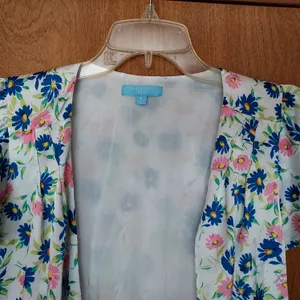 Draper James blue and pink floral short sleeve kimono/robe with tie front Sz MED thumbnail 3
