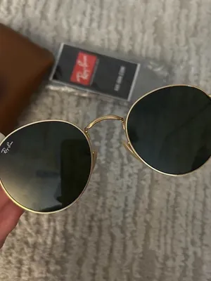 Ray-Ban Gold Frame Sunglasses with Black Lenses thumbnail 3