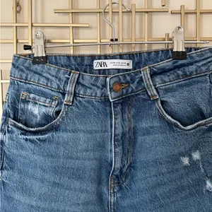 ZARA Mom Jeans thumbnail 3