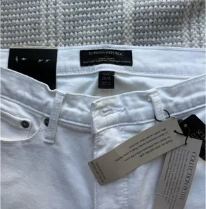 Banana Republic White Jeans thumbnail 2