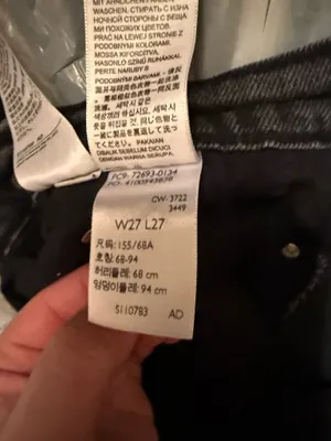 Levi’s Ribcage Straight Ankle Jeans thumbnail 4