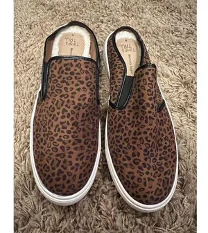 Time and Tru Leopard Mule White Sole Memory Foam Footbed Size 8 thumbnail 1