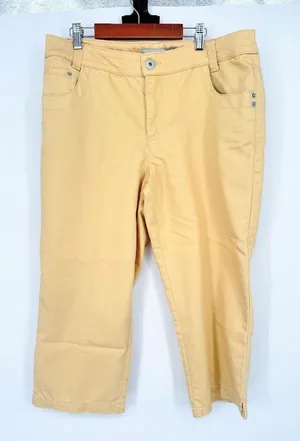 Chico's Platinum Denim Ultimate Fit Crop‎ Capri Pants Size 2 Large 12/14 Yellow thumbnail 1