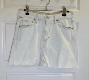 Citizens of Humanity Premium Vintage White Denim Mini Skirt Size 25 thumbnail 1