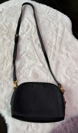 Marc Jacob’s Black crossbody bag with gold hardware thumbnail 1