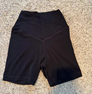 Aerie OFFLINE bike short thumbnail 1