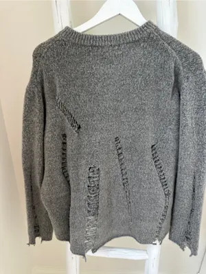 RD Style Gray Distressed Crewneck Sweater Size Large thumbnail 3