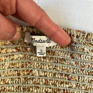 Madewell Crop top in good condition minor signs of wear. thumbnail 4