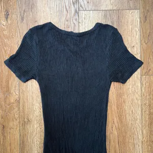 Brandy Melville Black Ribbed Short Sleeve Mini Dress Bodycon Made in Italy OS thumbnail 7