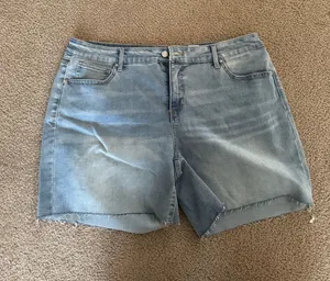 Time And Tru light colored jeans shorts thumbnail 1