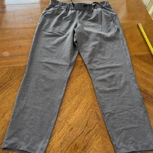 Lululemon On The Fly Pants thumbnail 4