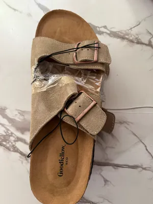 Goodfellow & Co Men’s Taupe Suede Two-Strap Buckle Slide Sandals – Cork Footbed Slides NWT thumbnail 3