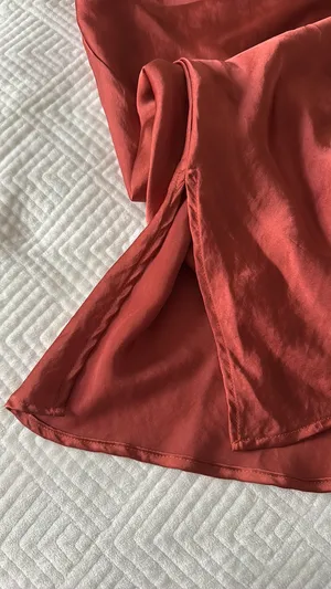 Satin midi skirt thumbnail 2