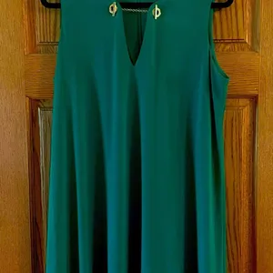 Calvin Klein Green Sleeveless V-Neck Midi Dress thumbnail 2