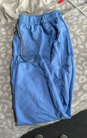 Fabletics Scrub Joggers thumbnail 1