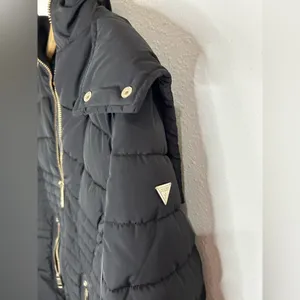 Guess Women’s Medium Black Quilted Puffer Jacket Warm Stylish Hooded Winter Coat thumbnail 6