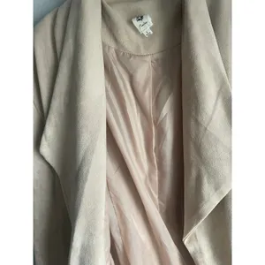 Flawless Minimalist Neutral Office Work Cropped Trench Pockets Small Fall Tan Camel Beige thumbnail 6