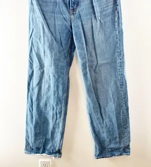 Abercrombie The 90's Relaxed Straight Leg Jeans High Rise Blue 6 / 28 thumbnail 9