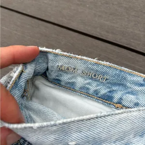 American Eagle Distresse Mom Jean Shorts thumbnail 5