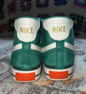sneakers thumbnail 6