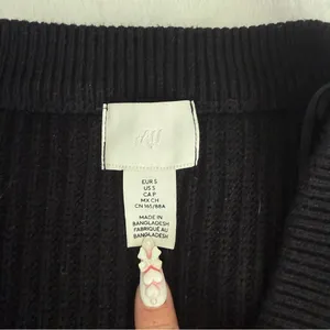 H&M Dark Academia Cotton blend black cardigan with pockets & gold buttons thumbnail 3