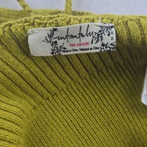 Free People -363‎ Intimately Citron Tie Back Crochet Knit Crop Top Size M thumbnail 6