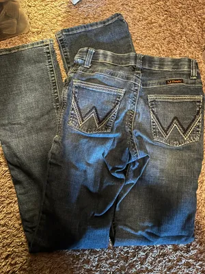 Wrangler Bootcut Jeans thumbnail 7