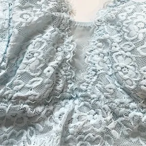 Aerie Eyelash Lace Plunge Bralette‎ Women’s size Medium thumbnail 4