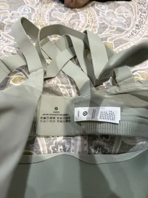 Lululemon Sports Bra thumbnail 3