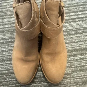 Eileen Fisher‎ Derby Ankle Boots Tan Nubuck Leather Stacked Heel Preppy Career 6 thumbnail 2