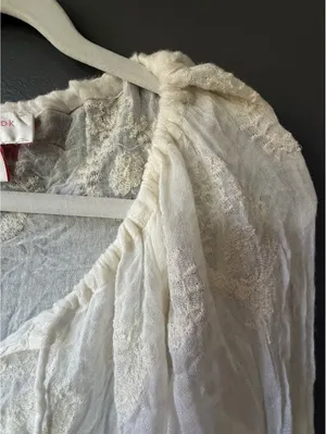 Gharani Strok White Embroidered Sheer Long Sleeve Blouse Size Small thumbnail 5
