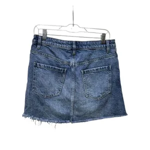 We The Free Full Zip Front Skirt‎ Women Sz 29 Blue Denim Mini Grunge Raw Hem thumbnail 3