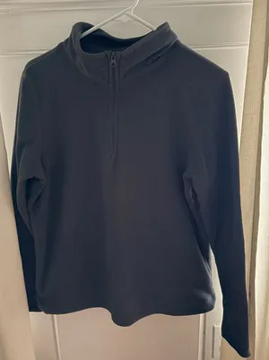 Old Navy Gray Sweatshirt Size M thumbnail 1