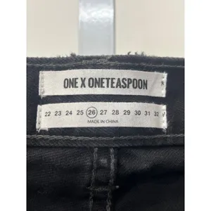 NWT One Teaspoon 26 Hawks Black Van Distressed Button Fly Low Waist Jean Shorts thumbnail 2