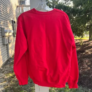 Gildan Red Pull Over Sweatshirt Medium thumbnail 2