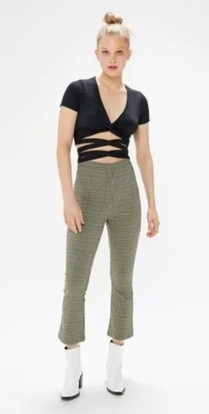 Urban Outfitters Black Tasha Twist Front Wrap Crop Top Black Size Large thumbnail 8