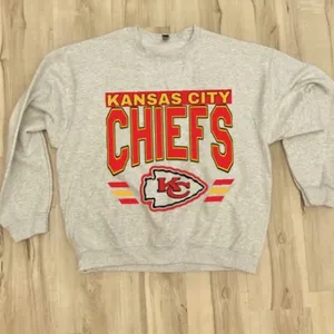 Boutique New /  KC Chiefs Sweatshirt thumbnail 3
