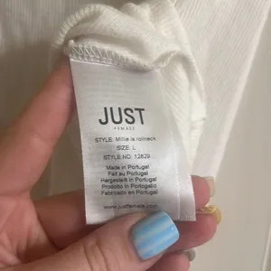 ✨Just Female Millie Is Rollneck Cream Turtleneck Sz Large Top✨ thumbnail 8