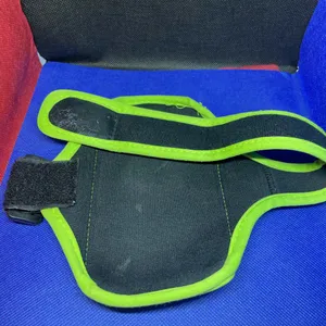 Arm band cell phone accessory for hands free exercise‎ routine. thumbnail 5