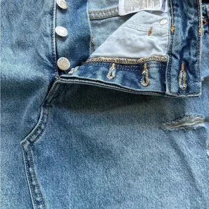 Old Navy Denim Mini Skirt Light Wash‎ Distressed Raw Hem Button Fly Size 6 thumbnail 10