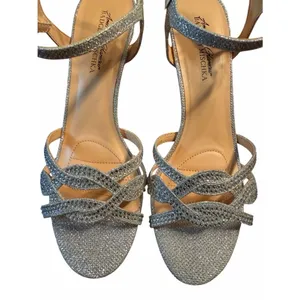 Badgley Mischka Silver Strappy Sandals(Size 6) thumbnail 4